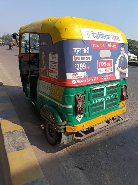 Auto Hood Printing & Mounting